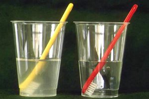 コップの水の汚れ